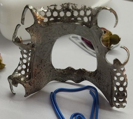 सीएडी डिजाइन टाइटेनियम मिश्र धातु आंशिक कृत्रिम धातु फ्रेमवर्क